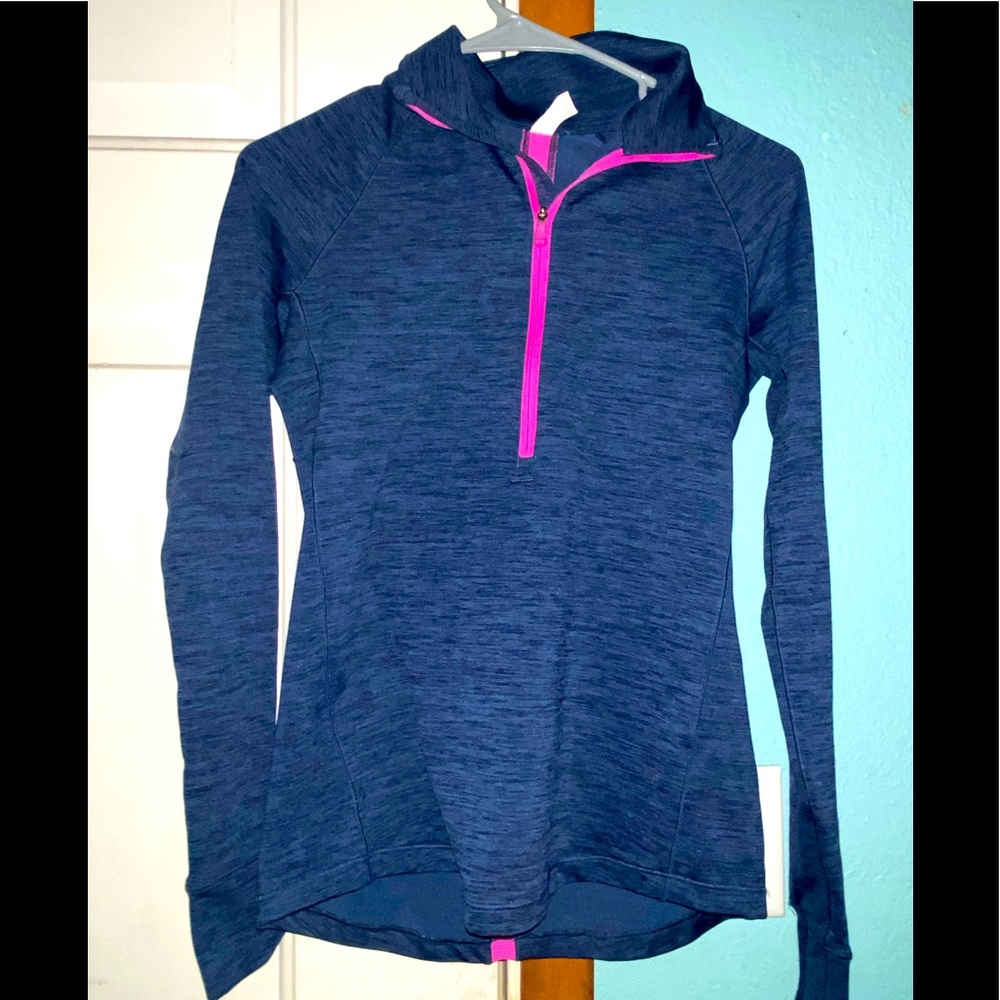 Underarmour Pullover - image 1